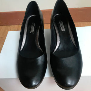 Ecco Block pump 1 3/4" heel